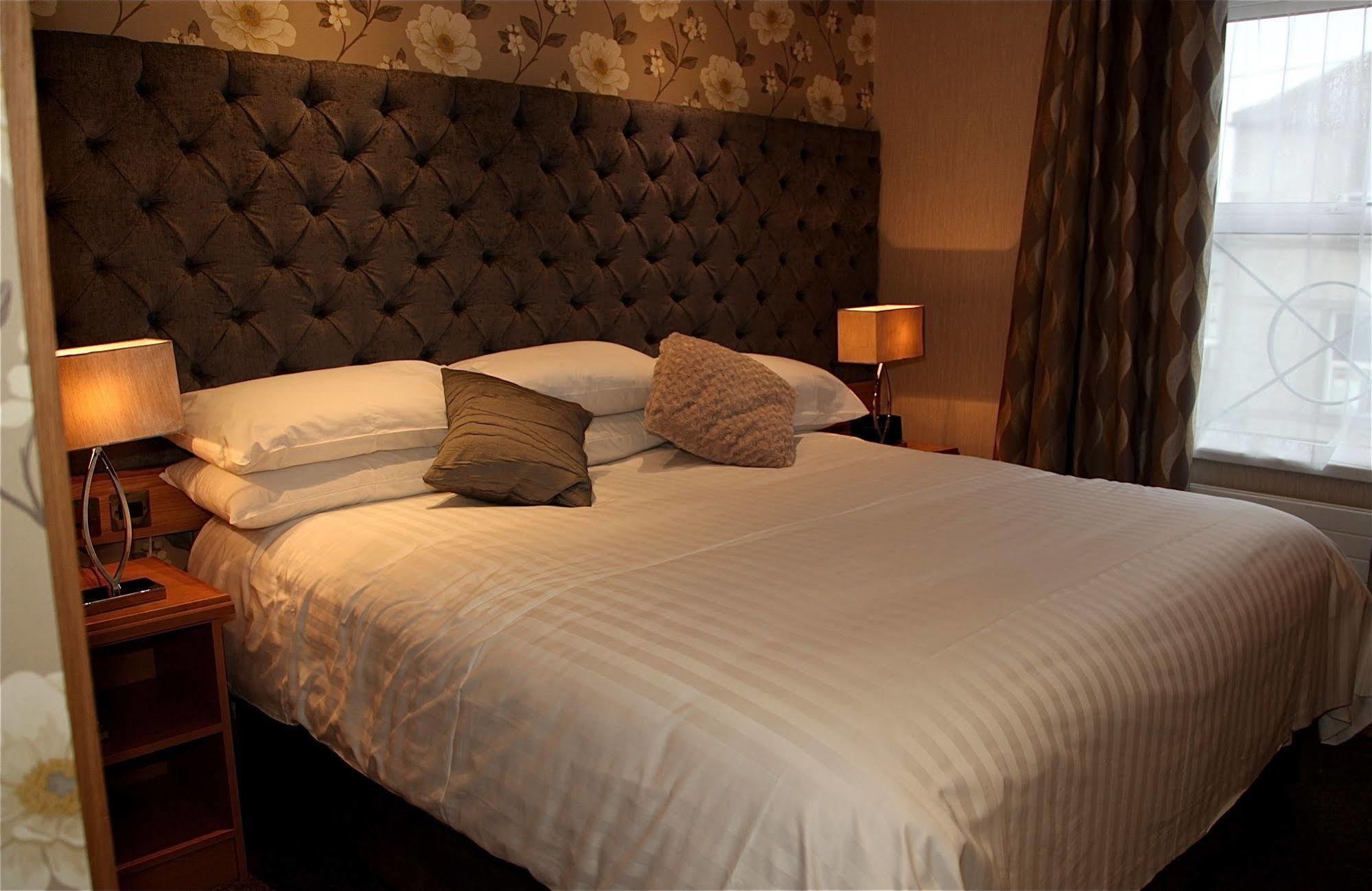 The Royal Hotel Cookstown Εξωτερικό φωτογραφία